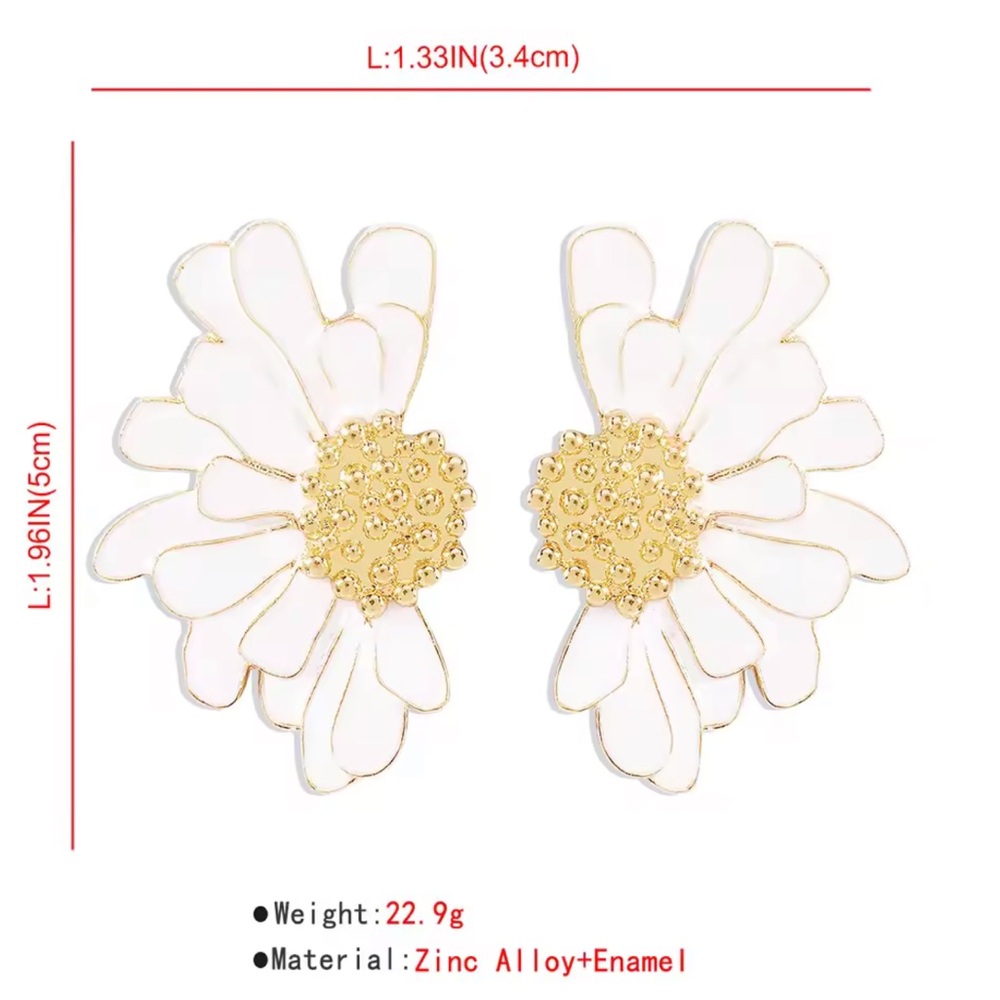 Boho Gold & White Flower Stud Earrings Bold Summer Statement Jewelry - Picture 2 of 2